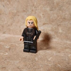 Black and Gold Minifigure with Blonde Hair
